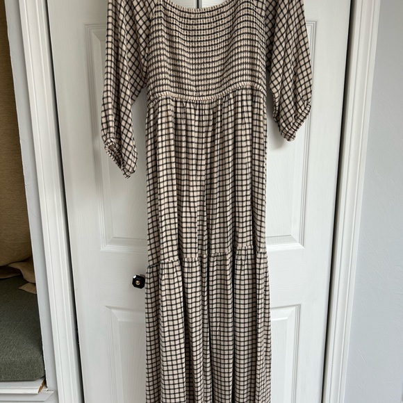 Marine Layer Ivy Smocked Dress (Windowpane) NWT - Picture 4 of 4